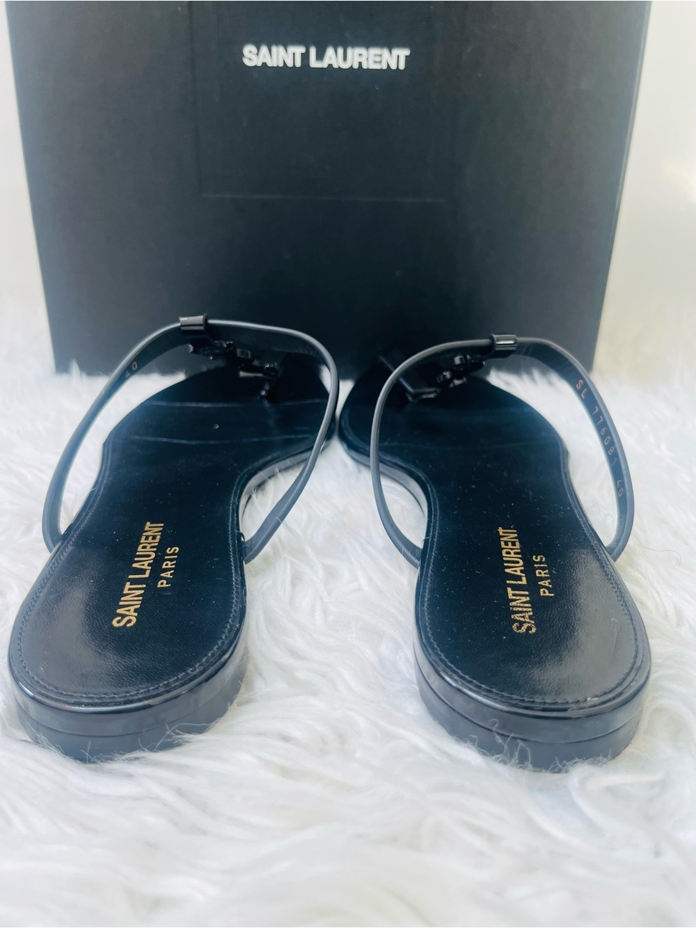 Yves Saint Laurent YSL Cassandra Sandals - Picture 4 of 8